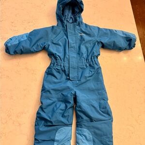 Patagonia 2T toddler snowsuit